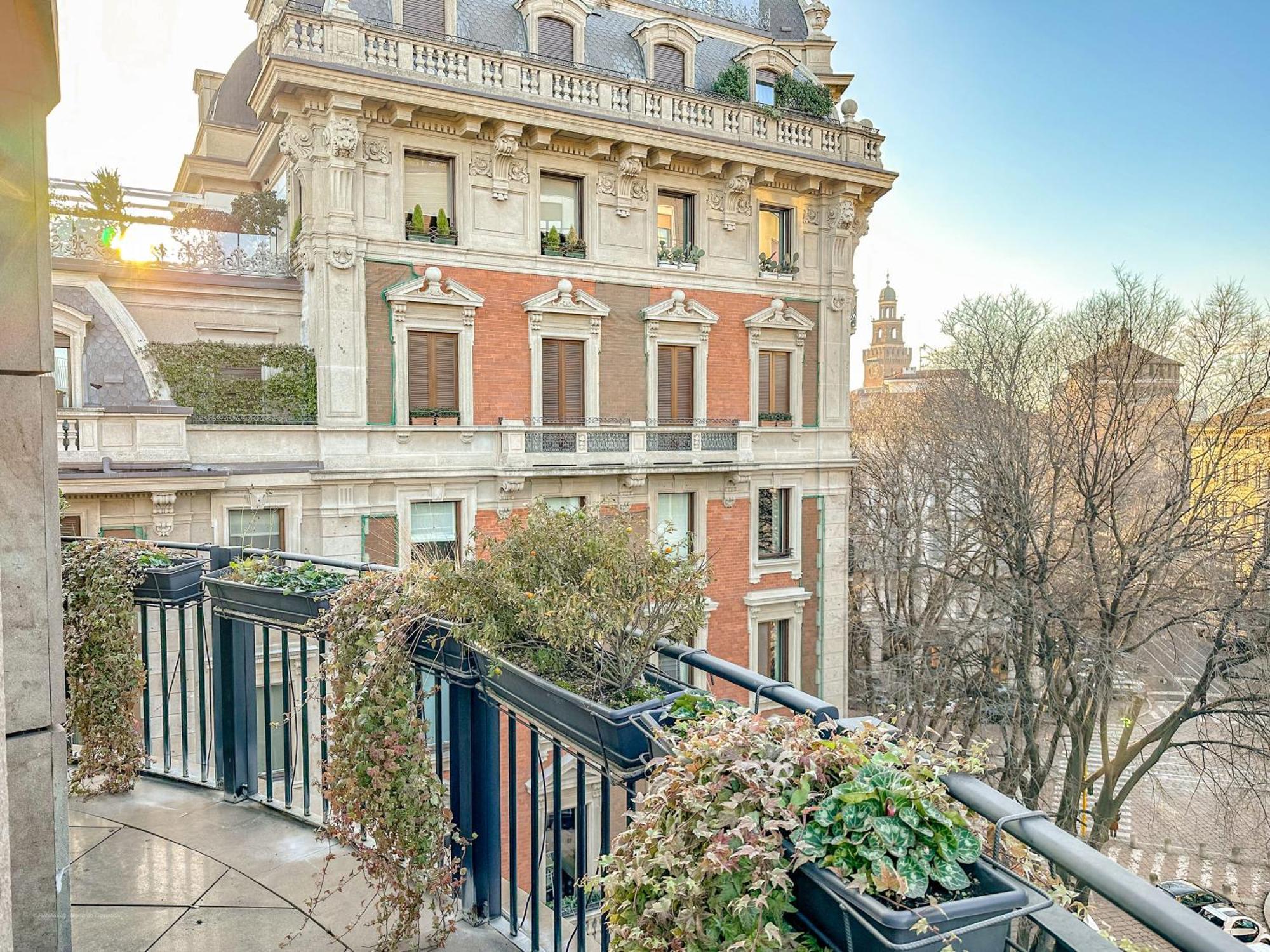 Foro Luxury Penthouse - Vista Duomo E Castello Appartement