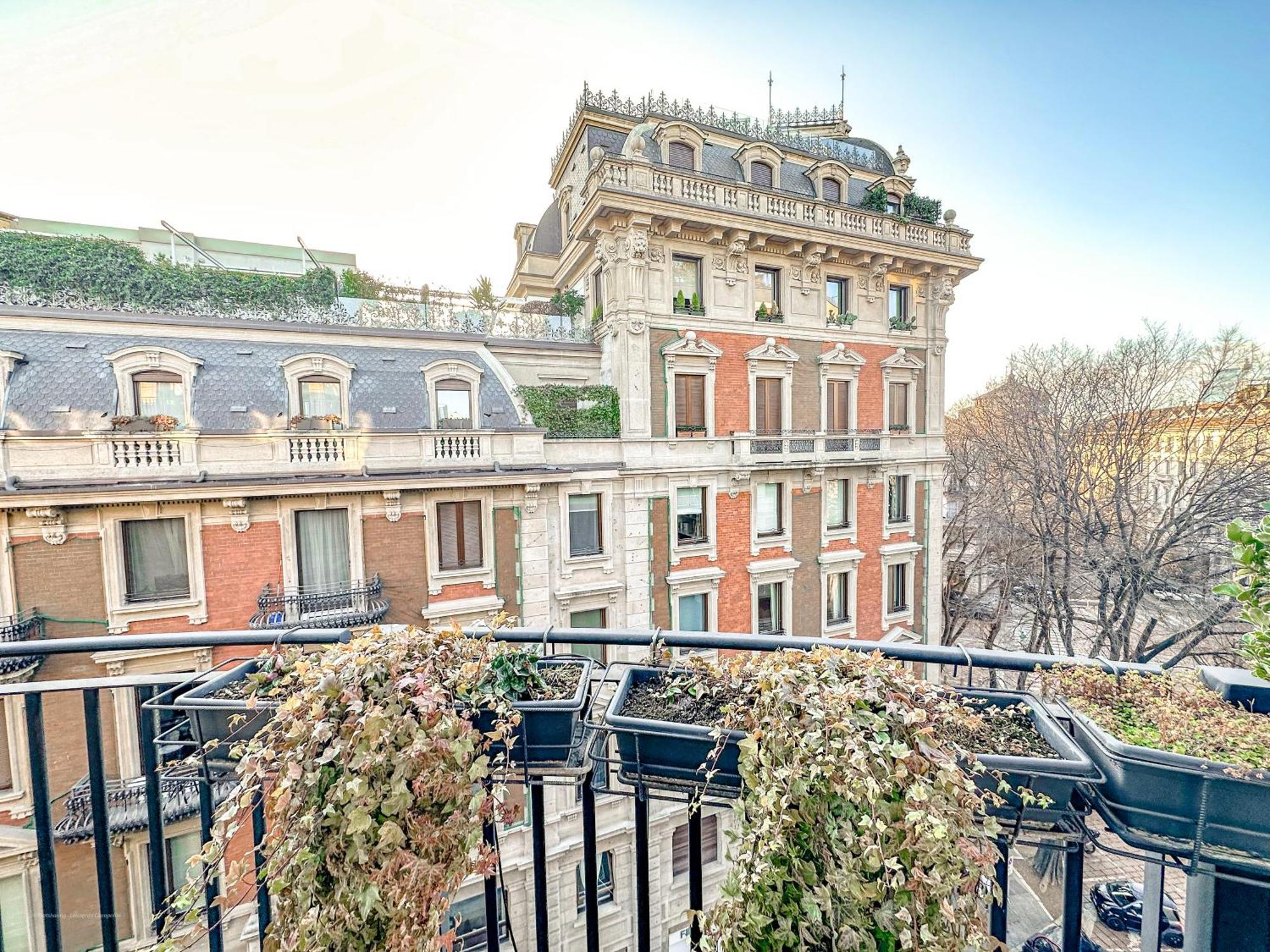 Foro Luxury Penthouse - Vista Duomo E Castello Appartement